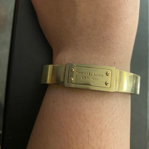 Michael Kors Bracelet - Picture 4 of 5